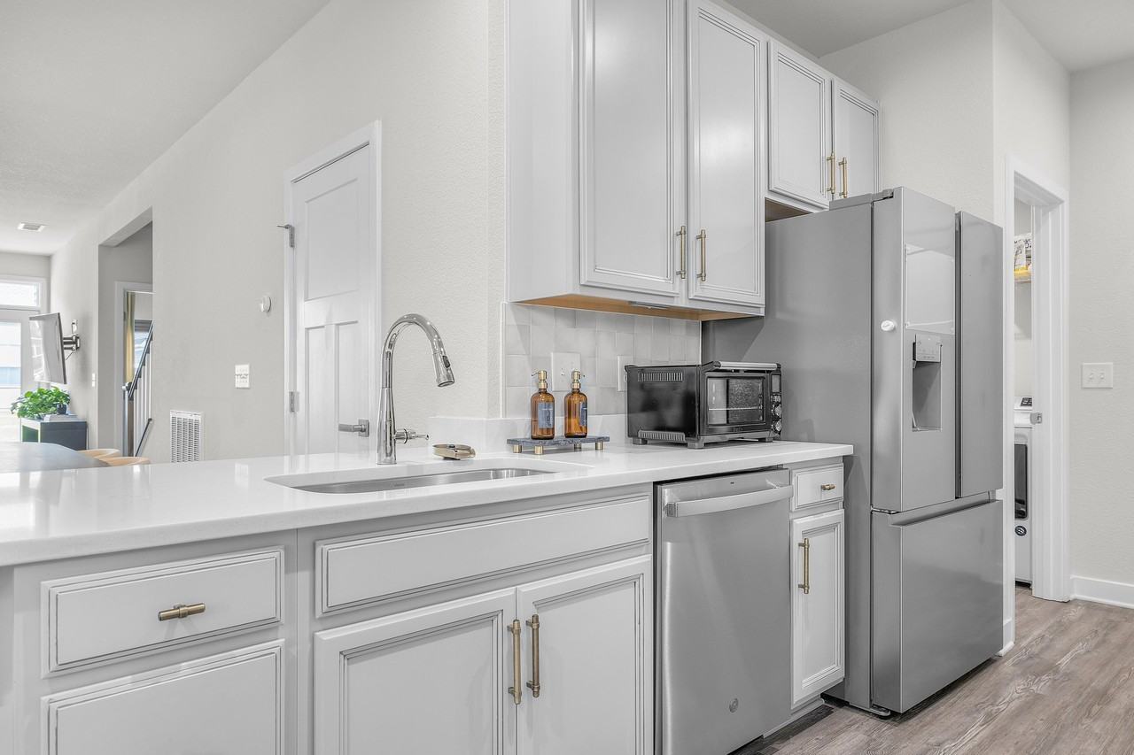 245 Riley Way #NA - Photo 5 of 21
