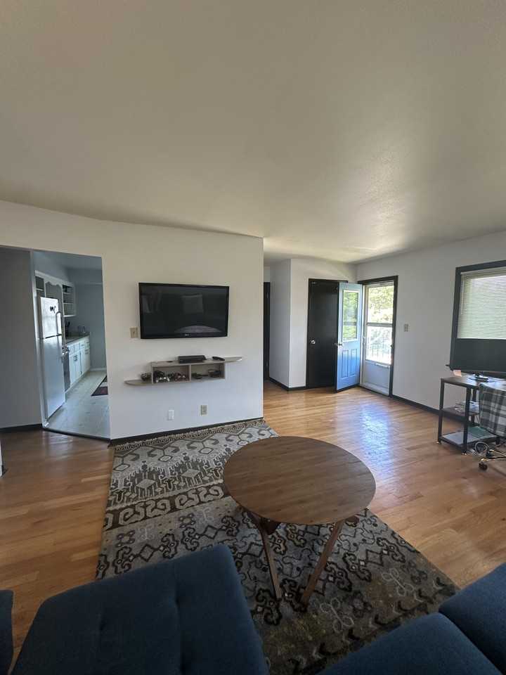 9013 W Tripoli Ave - Photo 5 of 10