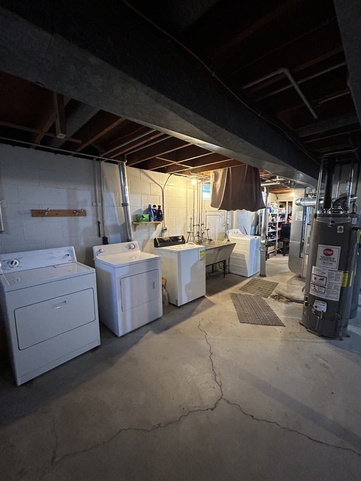 9013 W Tripoli Ave - Photo 7 of 10