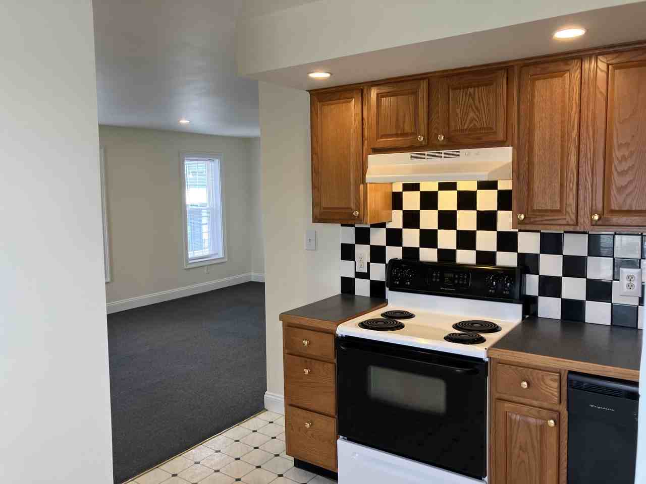 509 Pine Street #2 - Photo 3 of 23