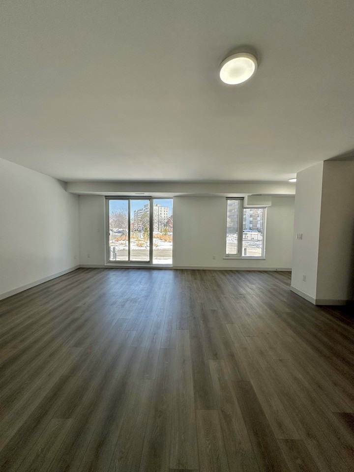 37 Antrim Crescent - Photo 2 of 15