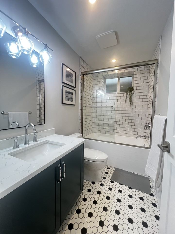 4780 Cambridge Street - Photo 6 of 9