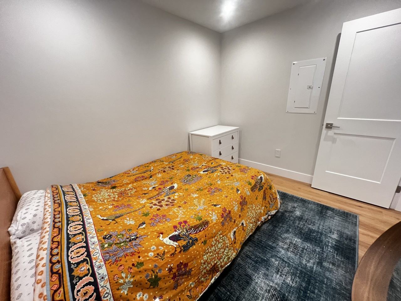 4780 Cambridge Street - Photo 7 of 9