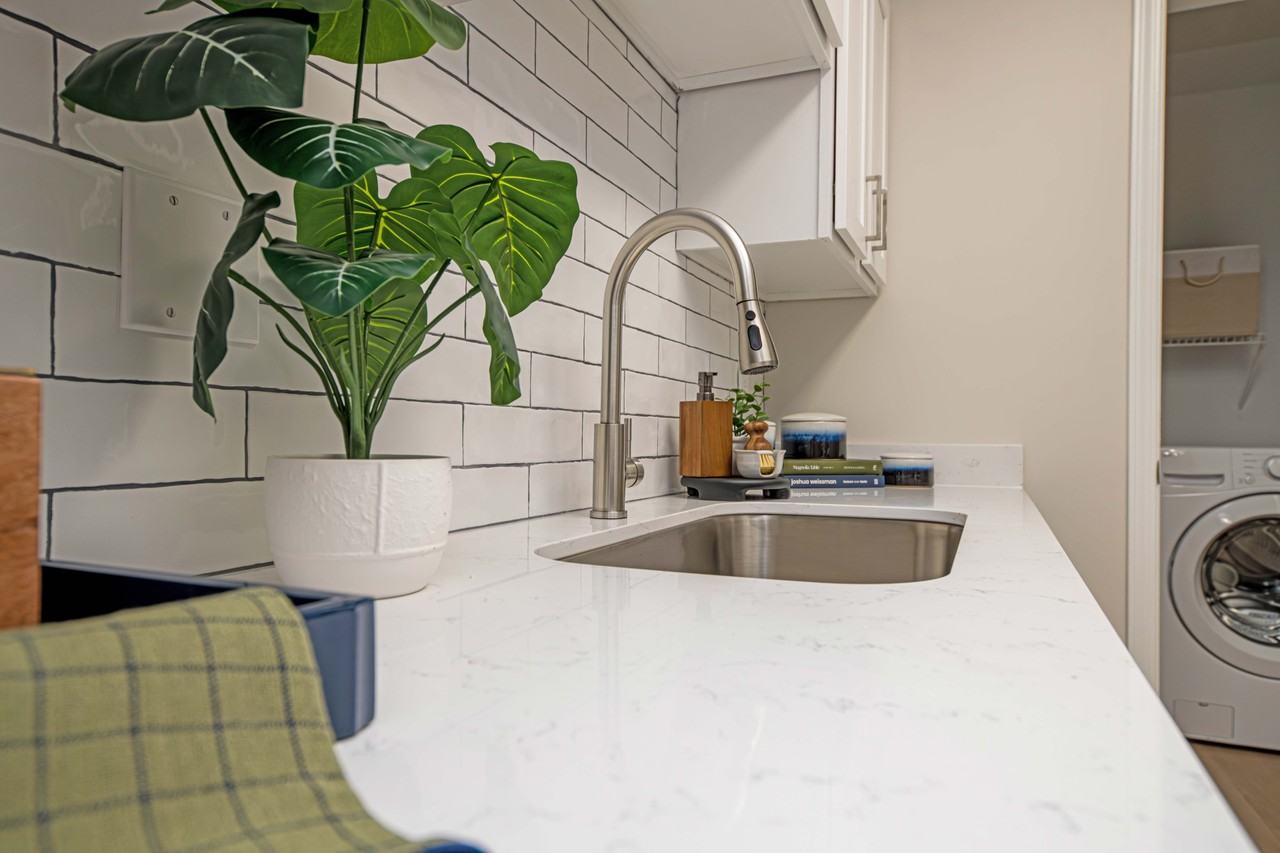 The Collins Apartment Homes - Photo 5 of 46