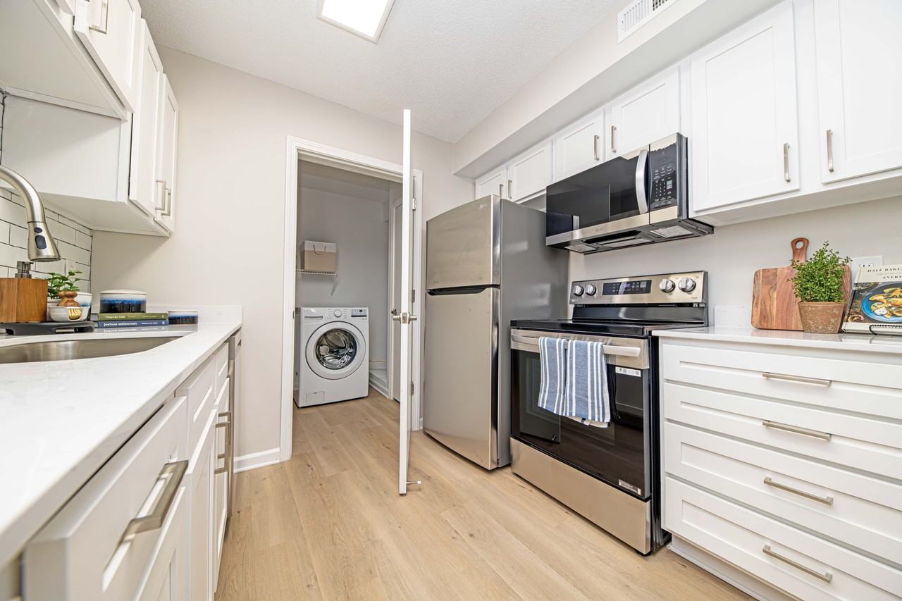 The Collins Apartment Homes - Photo 7 of 46