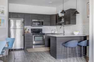 featured image of 736 W State St