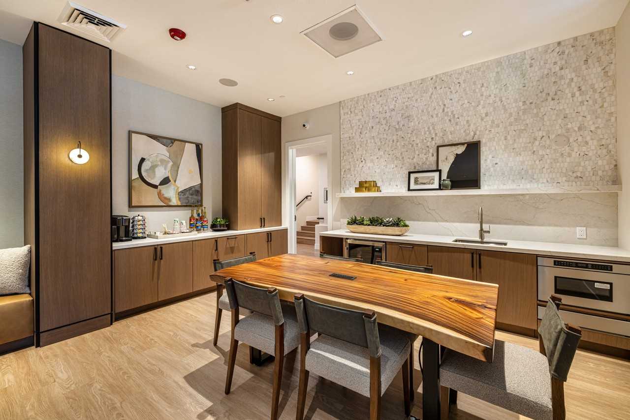 City Place - Photo 6 of 32