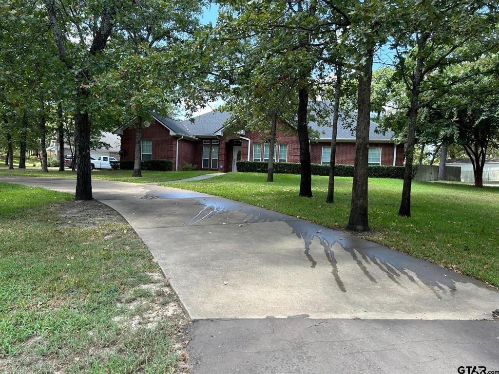 331 County Road 2258 - Photo 3 of 31