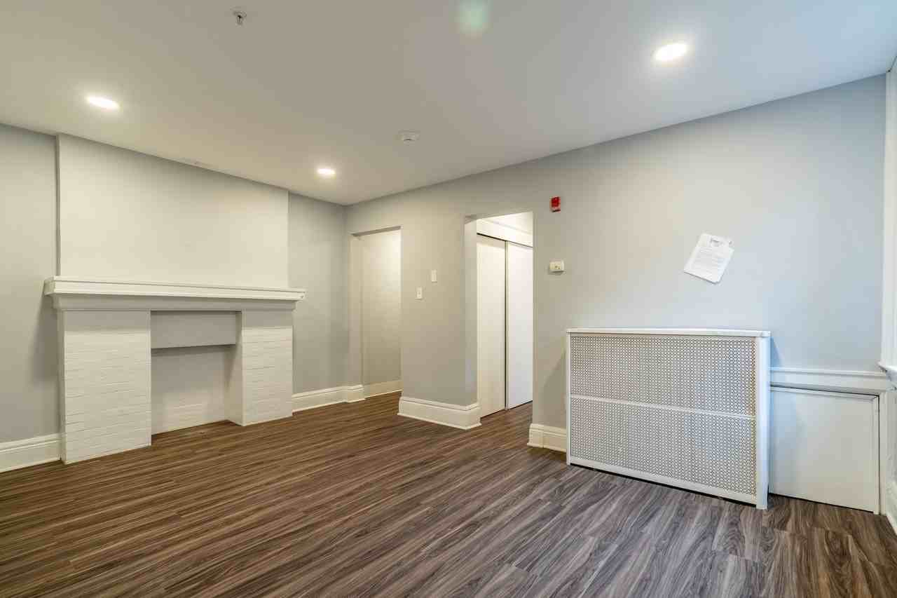 Griffin House Apartments - Photo 5 of 6