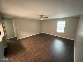 featured image of 1126 N Bell Ave