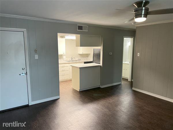 1126 N Bell Ave - Photo 3 of 6