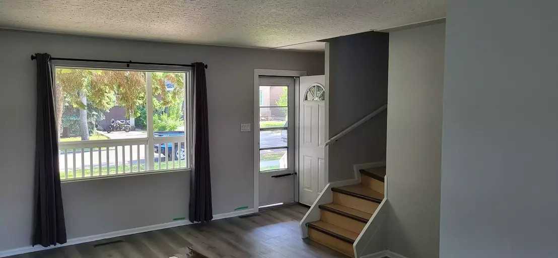 8552 88 St Nw - Photo 2 of 16