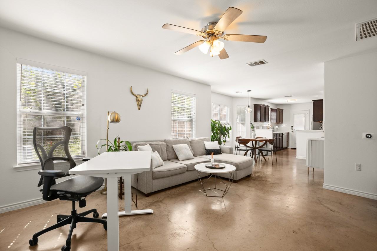 7000 Villita Avenida St - Photo 4 of 22