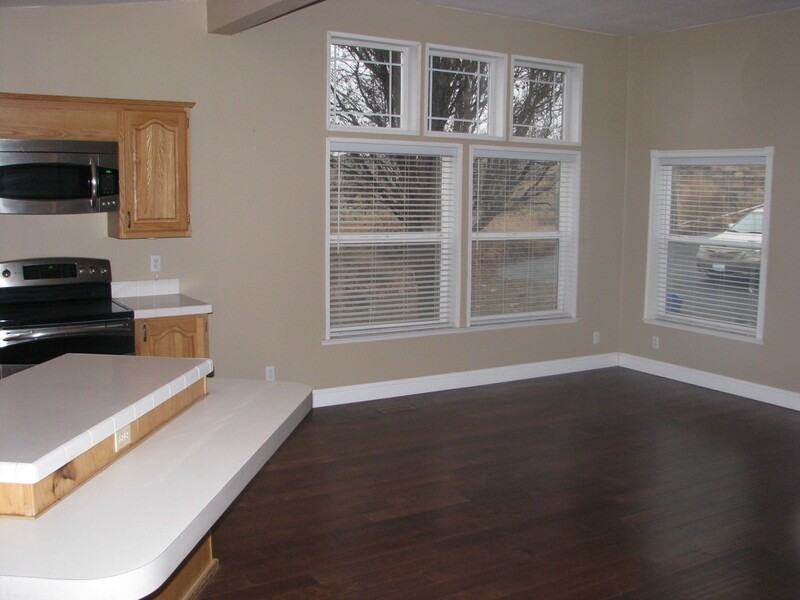 6376 Ridgeline Dr - Photo 5 of 12