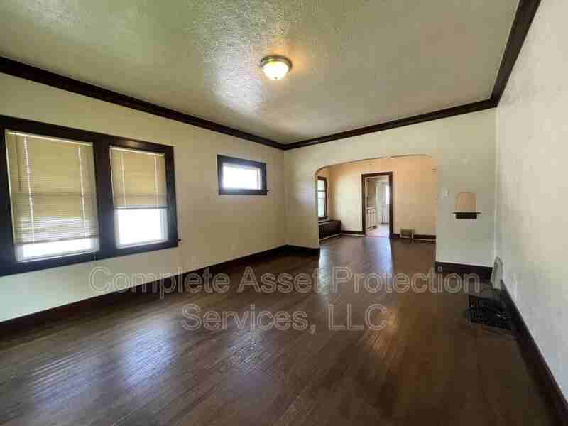 6931 Harrison Ave - Photo 6 of 7