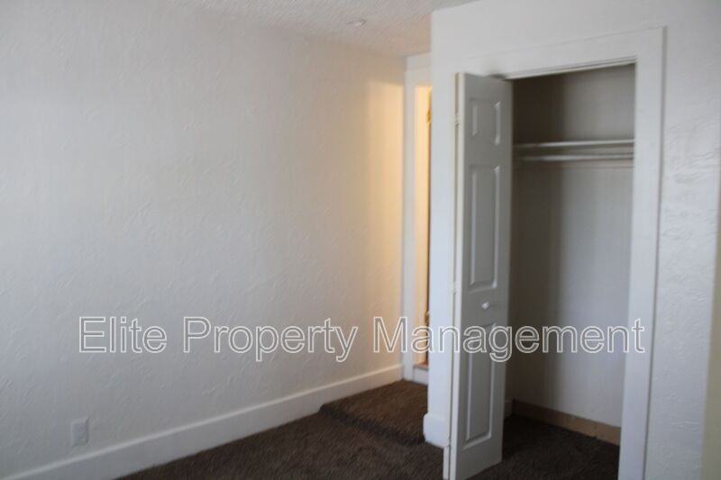2901 5th Ave #4 - Photo 6 of 11