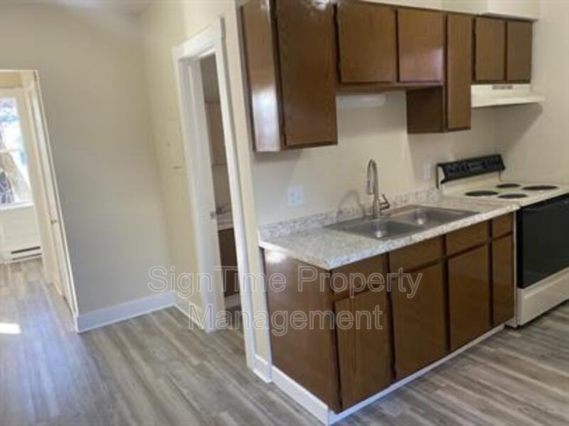 40 E Washington St #3A - Photo 4 of 9