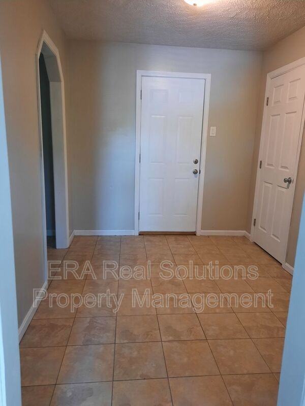 317 Bigelow St - Photo 5 of 14