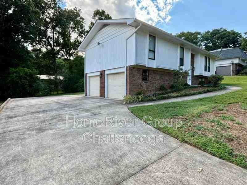 816 N Valleywood Cir - Photo 3 of 35