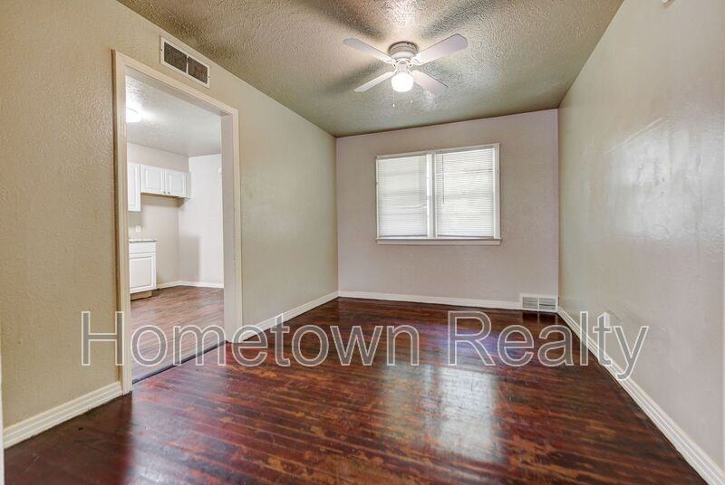 3513 Springlake Dr - Photo 6 of 20