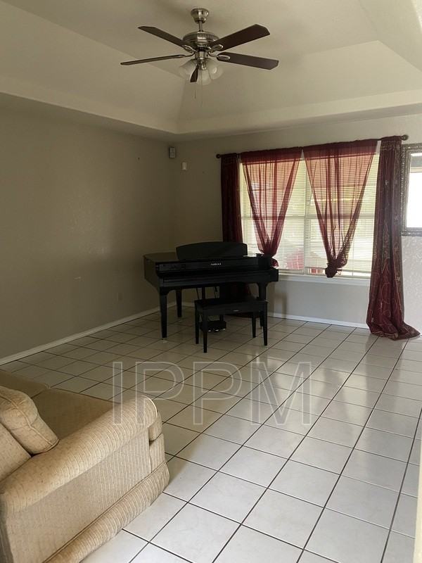 1826 Haverford Blvd - Photo 2 of 12
