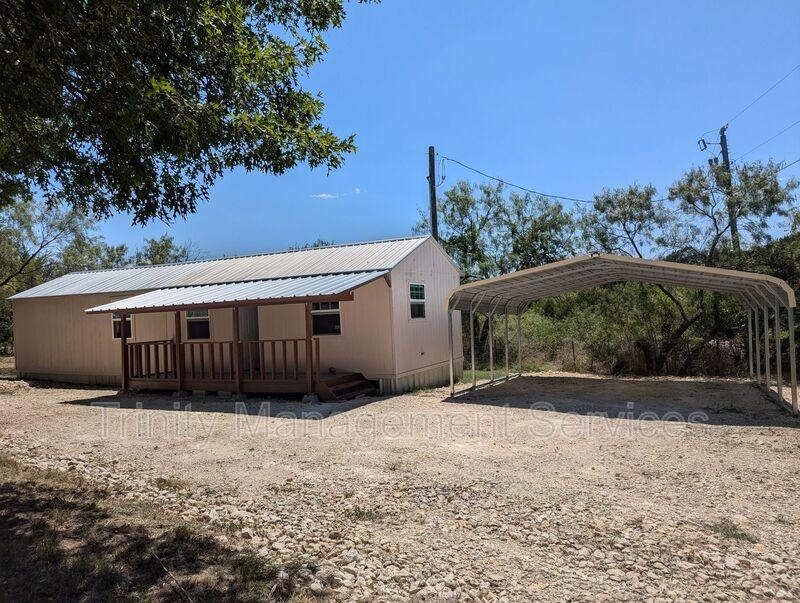 395 Gina Cir - Photo 2 of 9