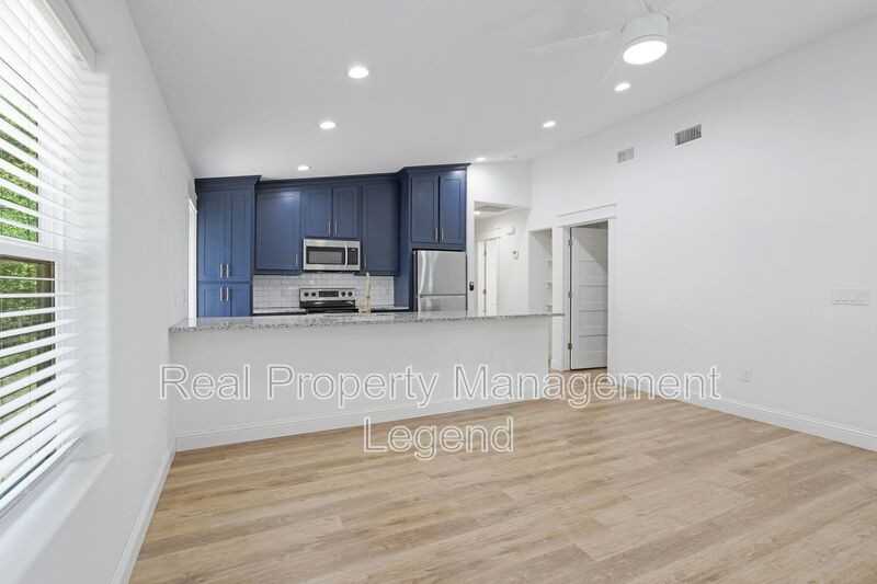 1011 W Hull St - Photo 6 of 29