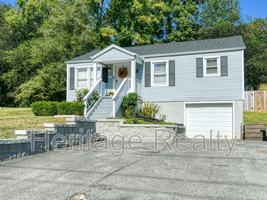 featured image of 1725 Lenland Ave