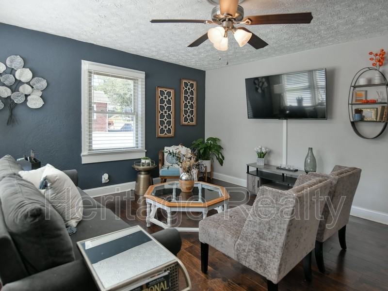 1725 Lenland Ave - Photo 4 of 27