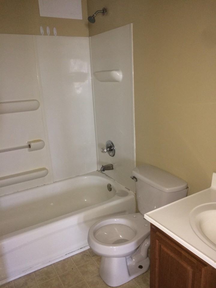 934 Villa Drive - Photo 3 of 6