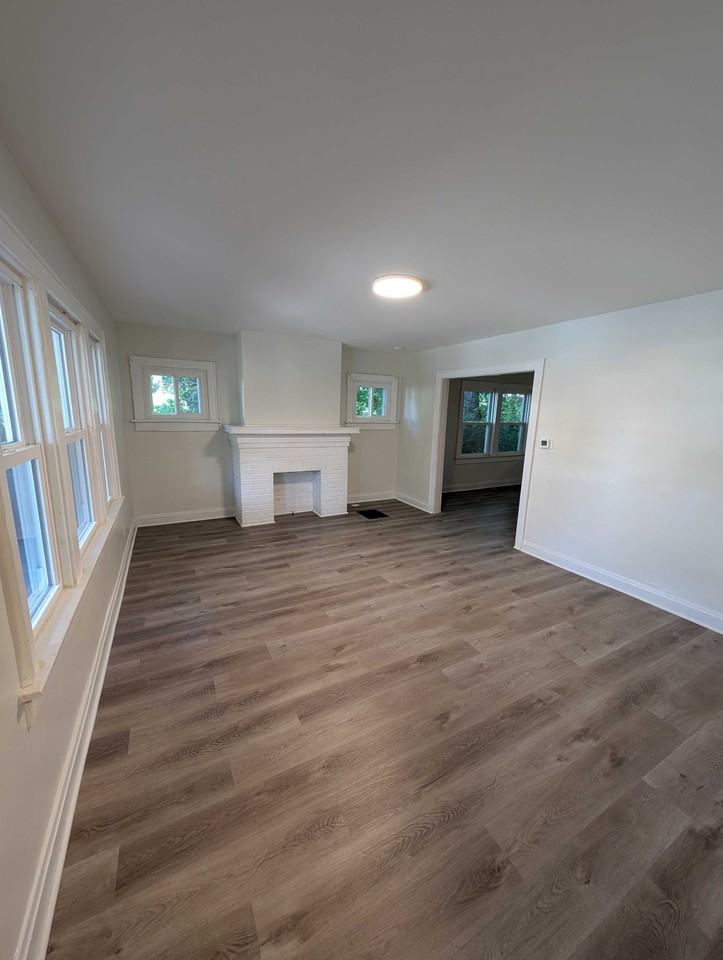1272 Kent Street - Photo 2 of 13