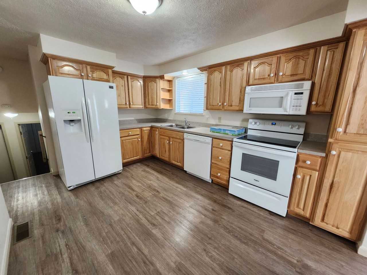 464 Mainmast Ct - Photo 6 of 24