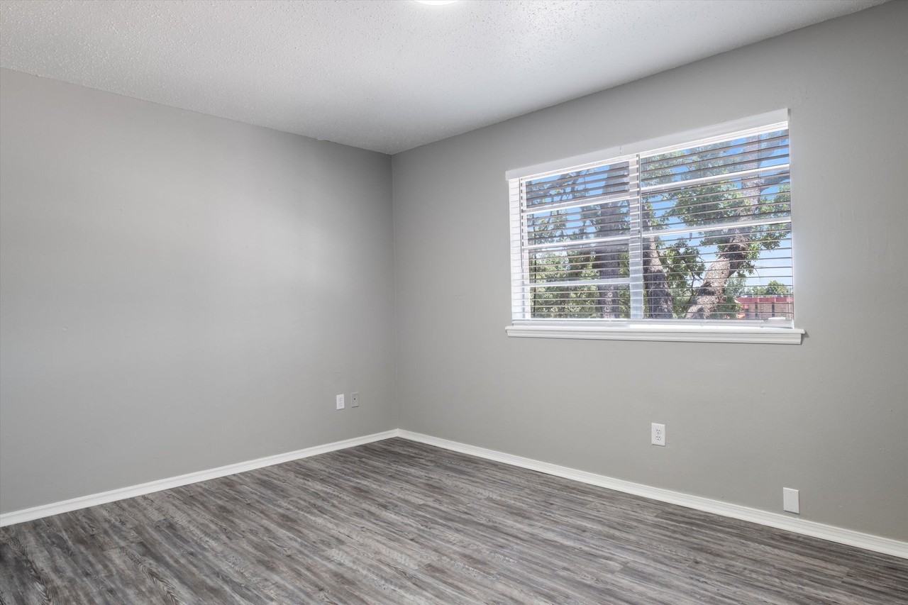 Castle Tower Apartments - Photo 6 of 50