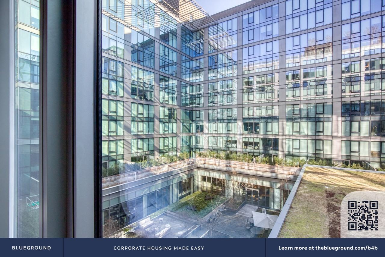 28 K Street Southeast - Photo 6 of 99