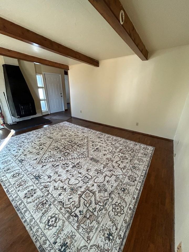 517 W Main St - Photo 3 of 12