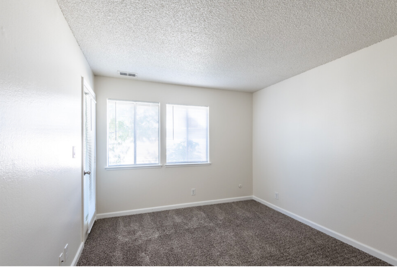 Acacia at Carmichael - Photo 2 of 10