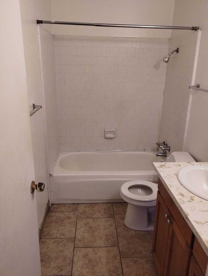 33046 Manzanita Triplex - Photo 3 of 5