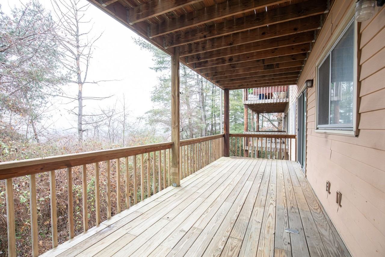 Top Of The Town - Photo 2 of 23