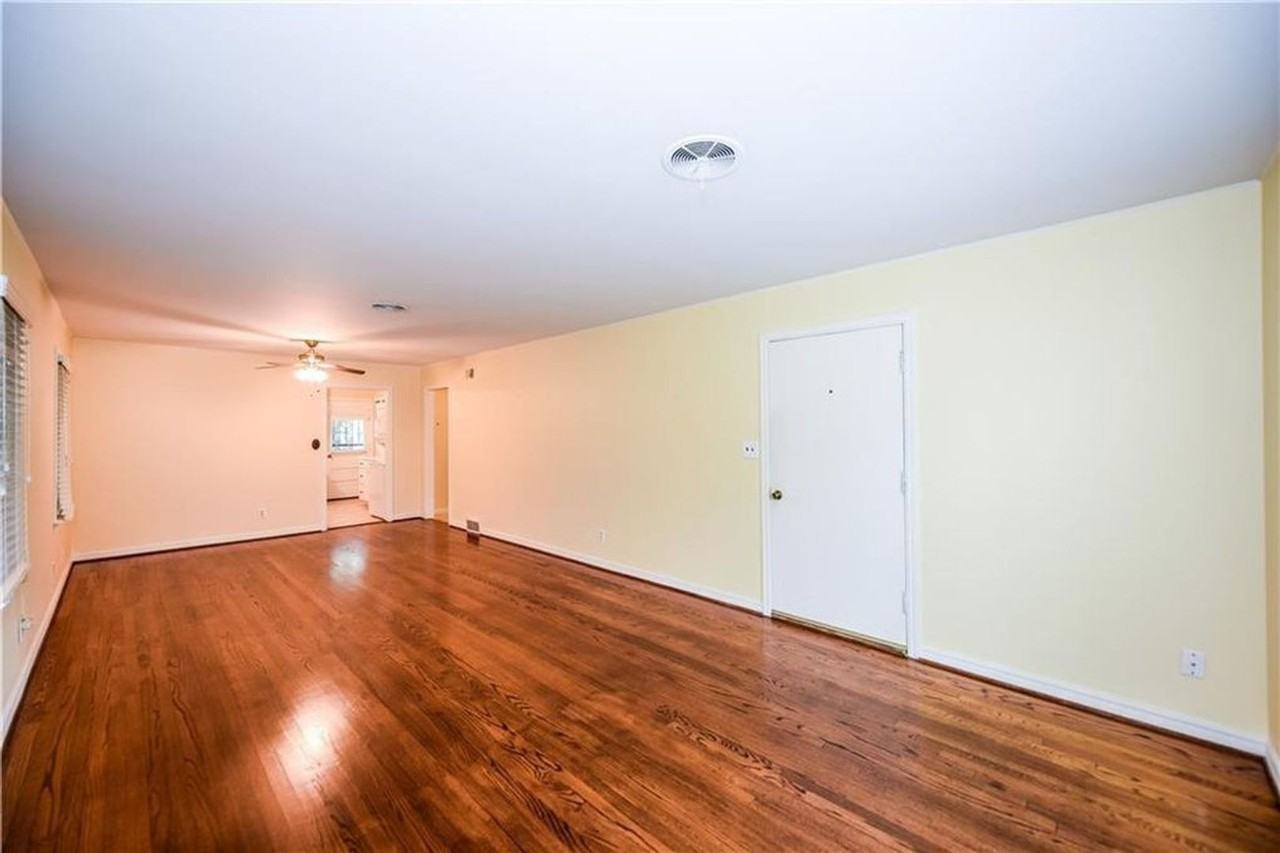 809 Nw 54th St - Photo 2 of 31