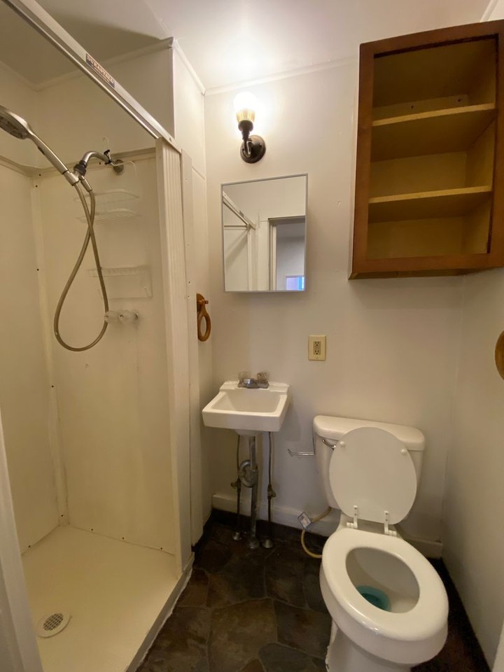 136 E Walnut St - Photo 6 of 14