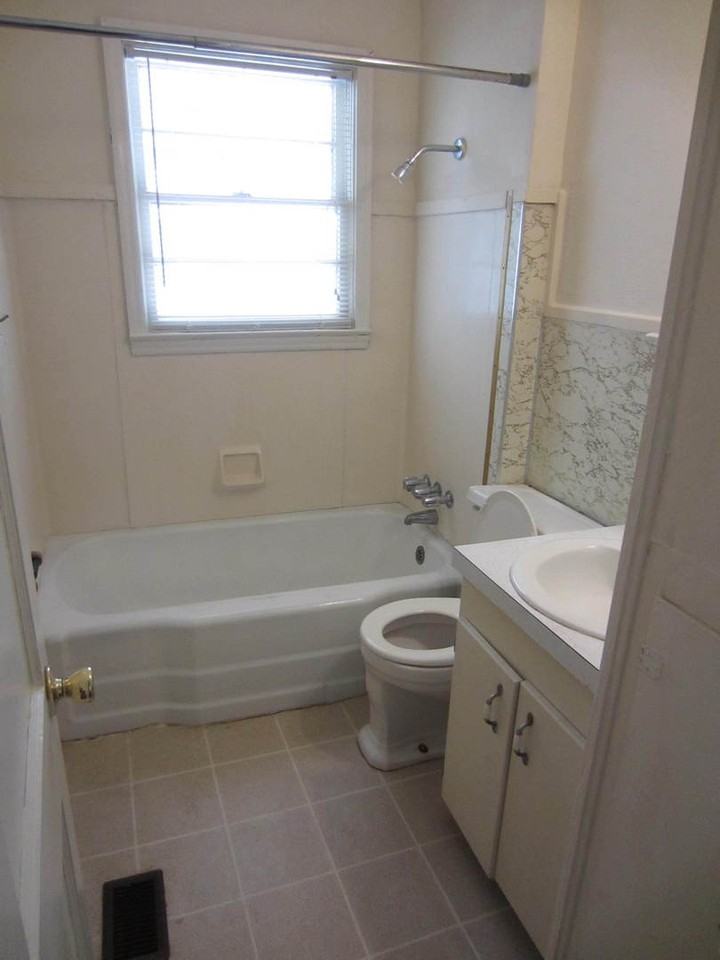 1508 Iola Dr - Photo 3 of 7
