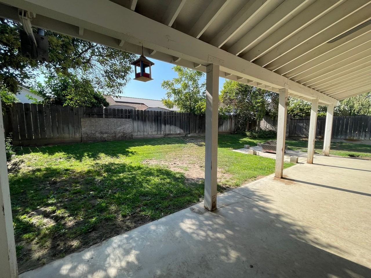 268 Timberwood Dr - Photo 2 of 9