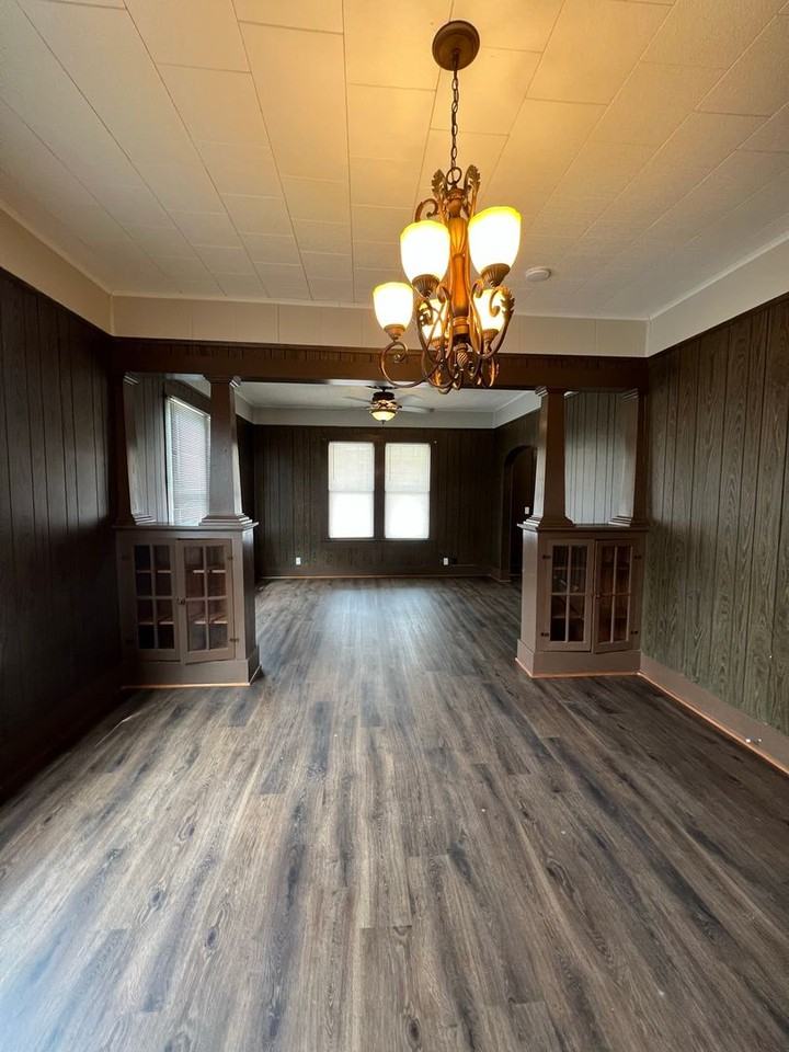 6246 Jefferson Blvd - Photo 3 of 13