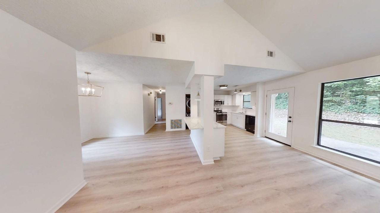 343 North Cedarbrook Drive - Photo 2 of 18