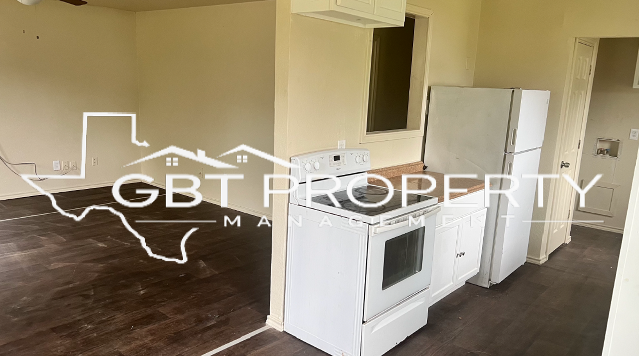 205 N Echols St - Photo 7 of 7