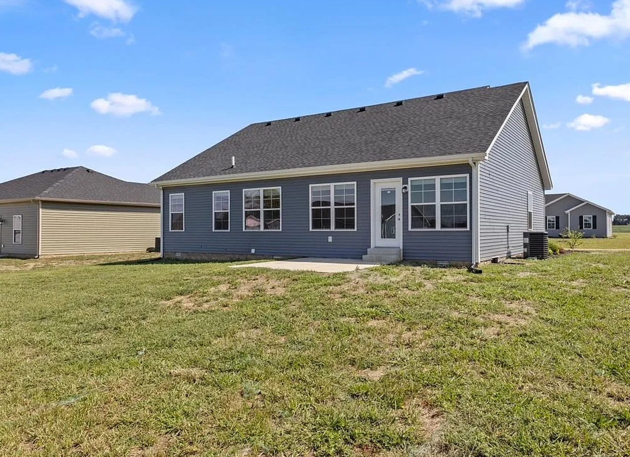613 St George Way - Photo 4 of 16