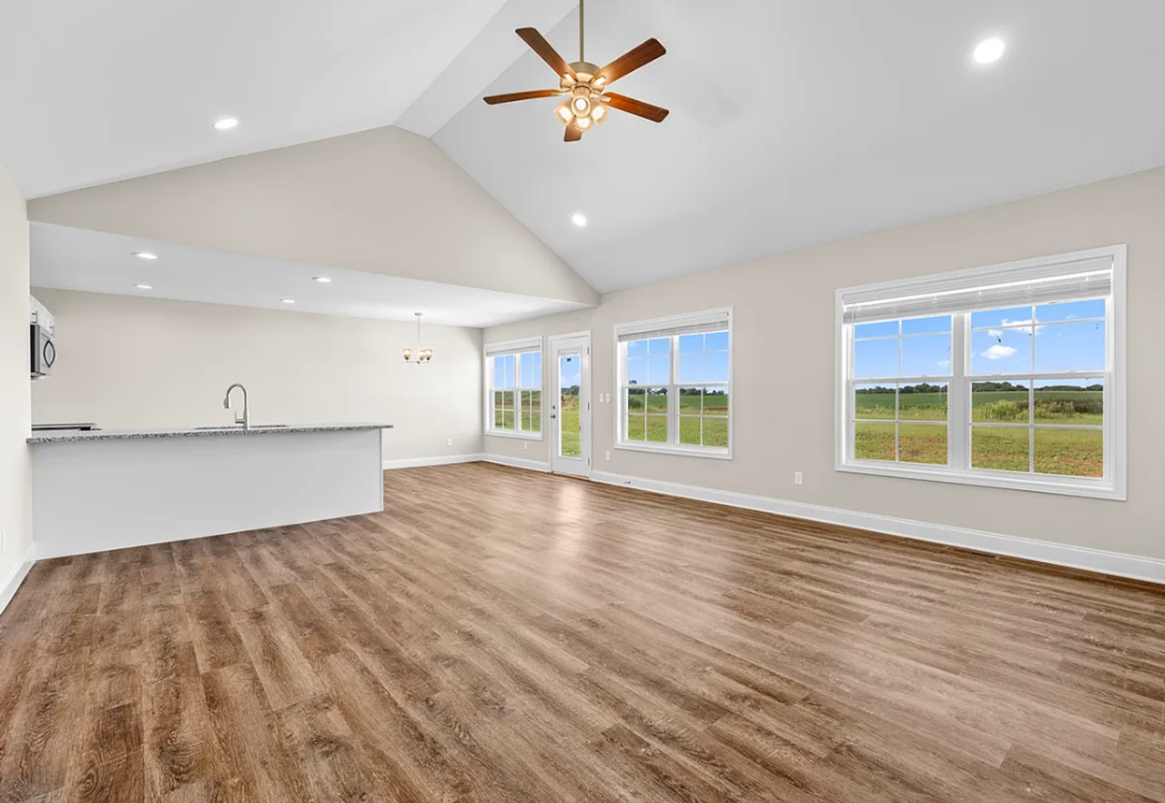 613 St George Way - Photo 7 of 16