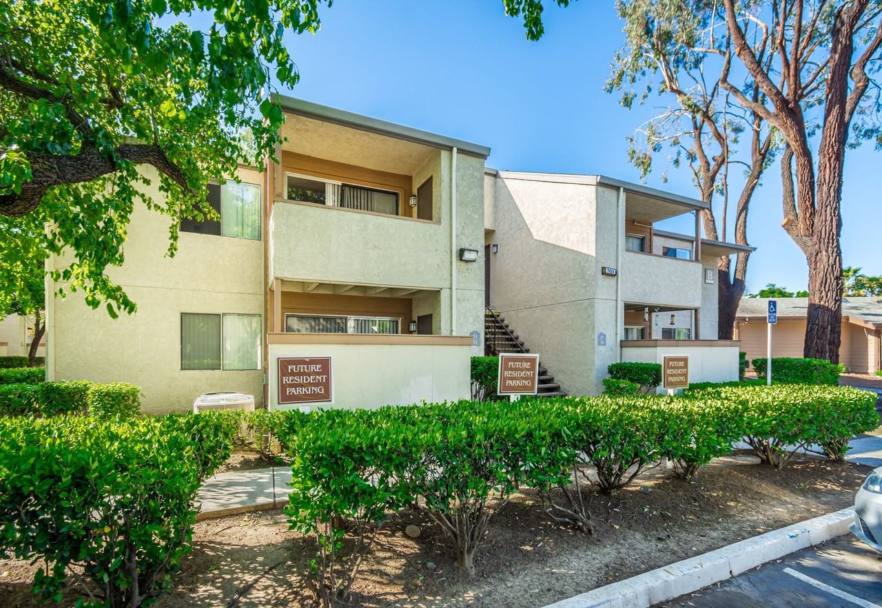 Carmel Pointe - Photo 7 of 50