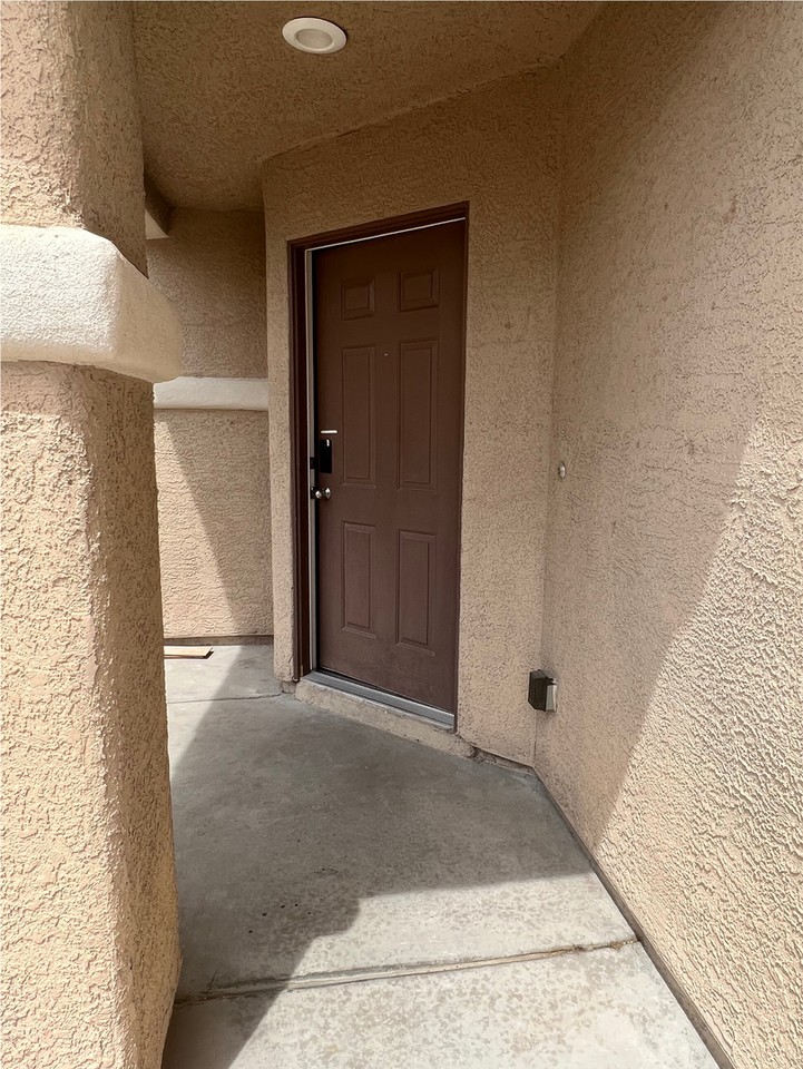 10364 Faustine Ave - Photo 3 of 30