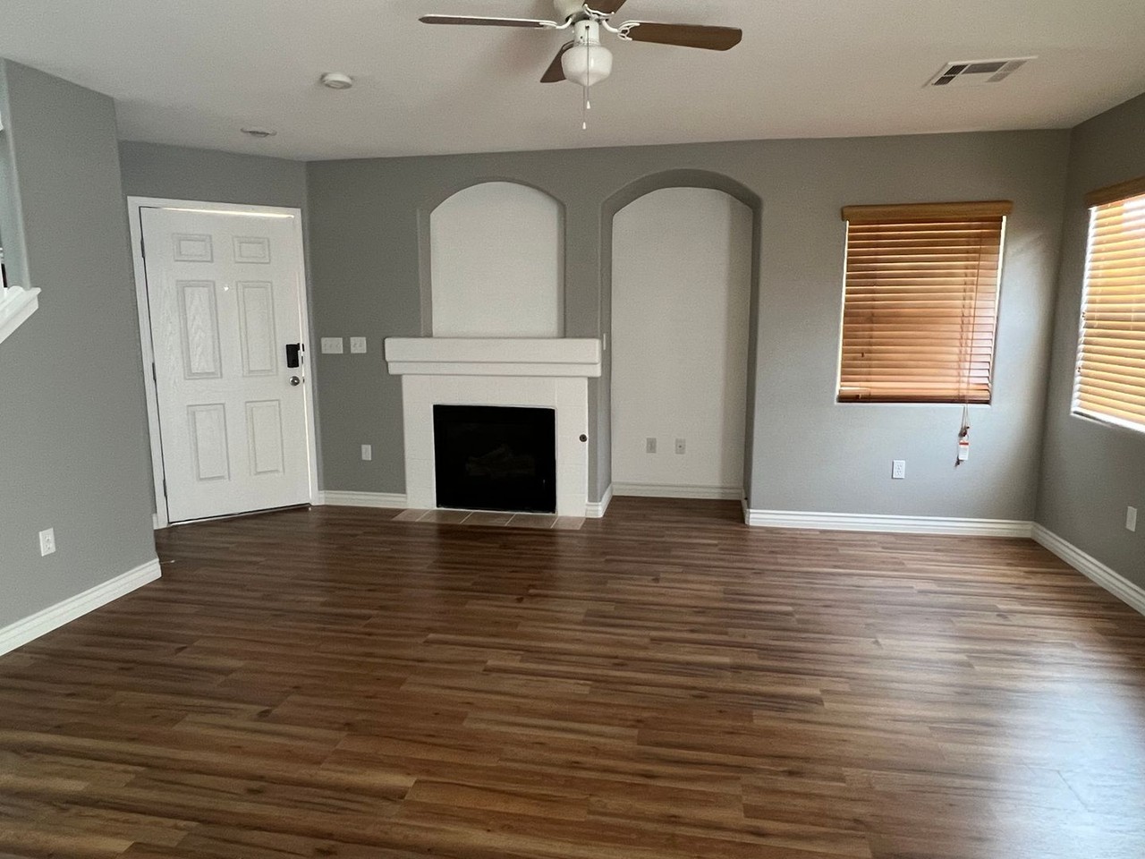 10364 Faustine Ave - Photo 4 of 30